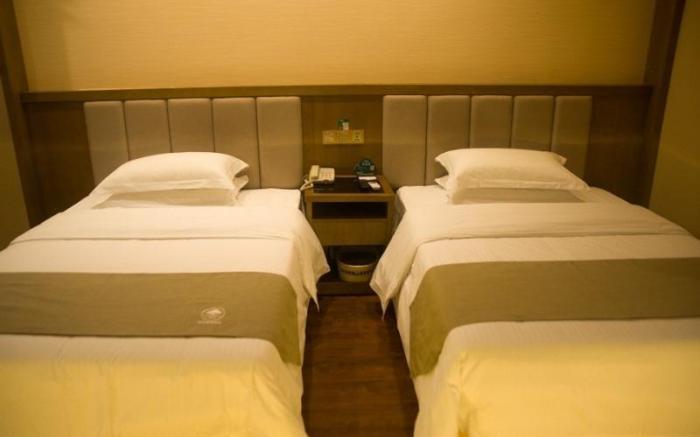 GreenTree Inn Nantong Rugao Zhongjiaomeilu City Express Hotel