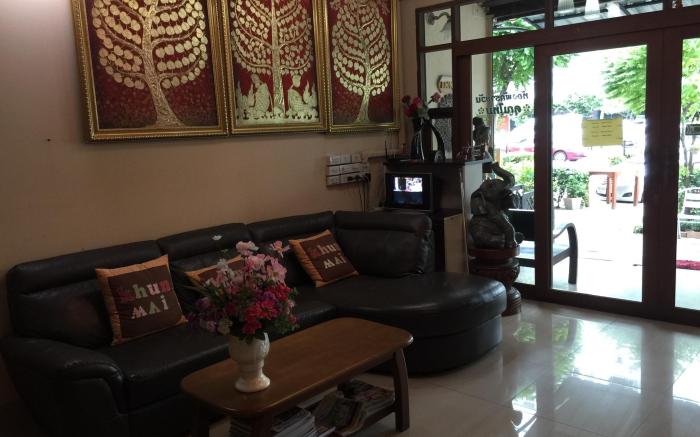 Khunmaiplace Room