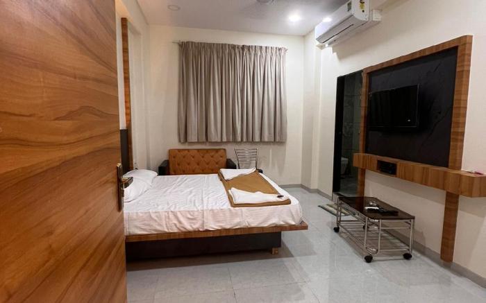 Ivory Suites