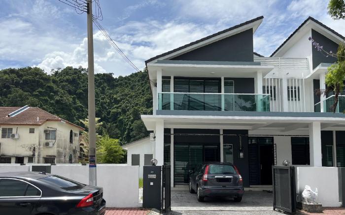 LOW SEASON PROMOTION! 4B12B Mountainville Bungalow