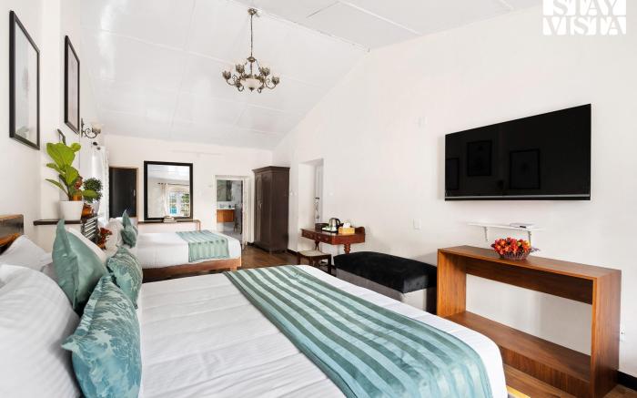 StayVista at The Alcove