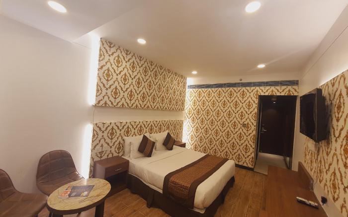 SAM SURYA HOTEL