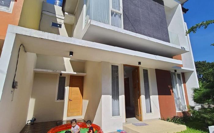 Arkana House