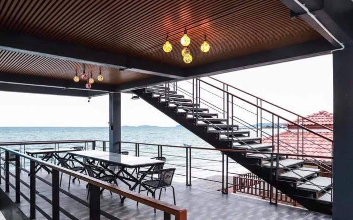 Phala Shore Resort