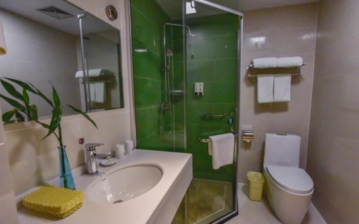 GreenTree Inn Huanggang Qichun County Railway Station Hotel
