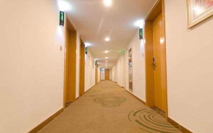 GreenTree Inn Suzhou North Zhongshan Road Weiye Yingchun Plaza Business Hotel