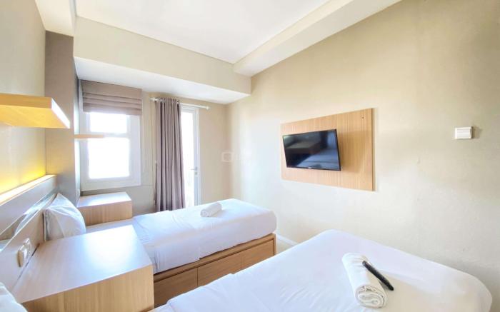 Modest 2BR Apt Parahyangan Residence By Travelio
