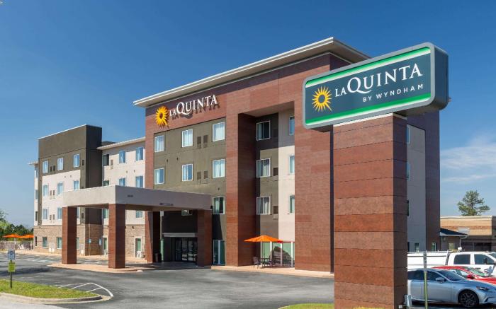 La Quinta Inn & Suites by Wyndham Augusta/Fort Eisenhower