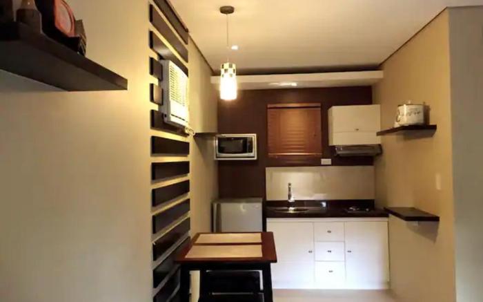Tranquil Studio - 3 Mins. to White Beach (Unit 1)