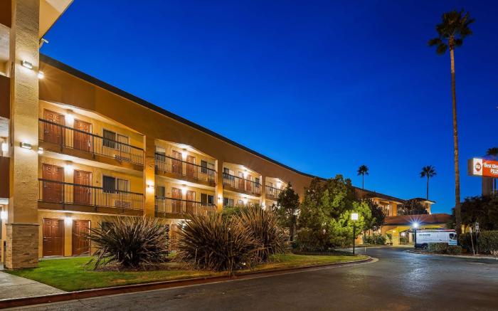 Best Western PLUS Pleasanton Inn