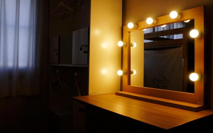 hongik univ stn 10sec,3rooms,4beds, 1st floor [19]