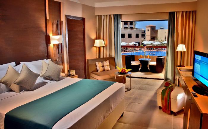 Coral Sea Aqua Club Resort