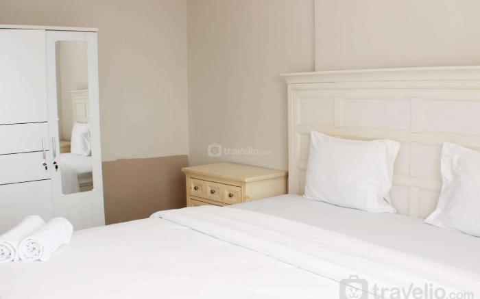 Comfort and Warm 2BR at Marina Ancol By Travelio