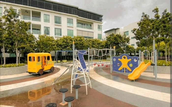 IMAGO Mall - 3 Bedrooms partial SEAVIEW (EF)
