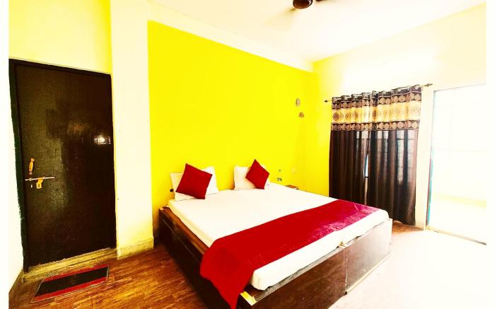 Goroomgo Hotel Paradise Varanasi