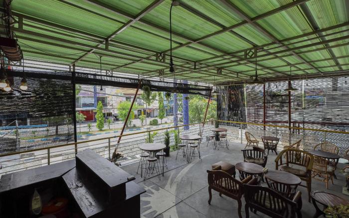 RedDoorz near Juanda International Airport 2