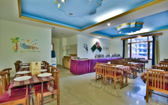 Hotel Mukund Palace