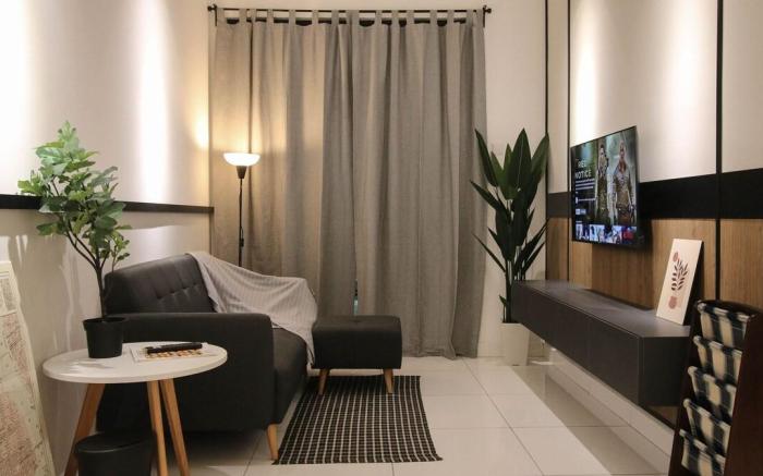 Paradigm Mall B14-07/ Netflix /1 bedroom