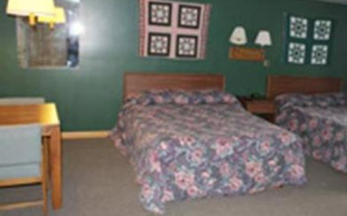 Lamplighter Lodge