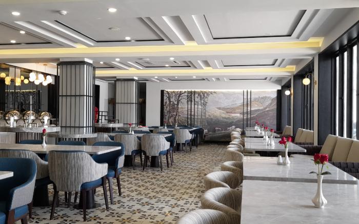 Three R Hotel