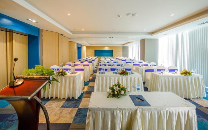 Quinter Central Nha Trang Hotel