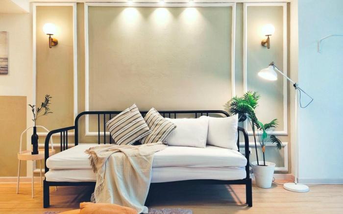 Bonjour! French Minimalist Duplex SUITE@SpiceArena