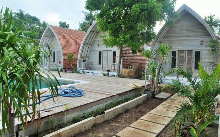 La Roja Bungalows