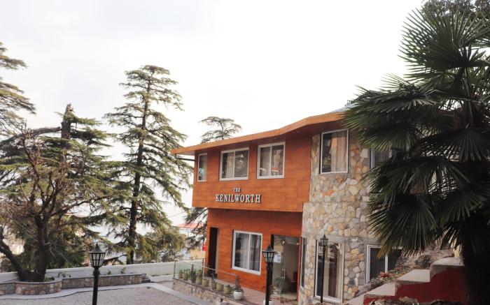 The Kenilworth Mussoorie by Stotrak  On Mall Road with On-site Parking