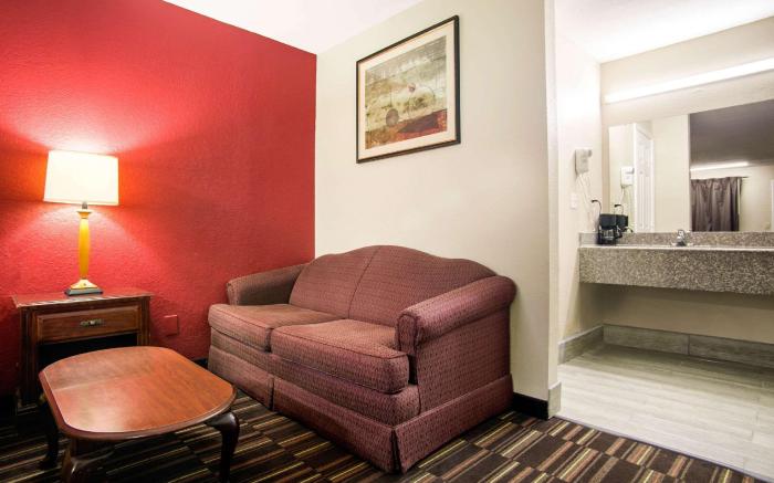 Rodeway Inn