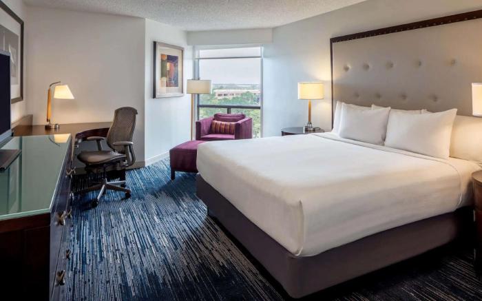 Sonesta Hotel Houston IAH Airport