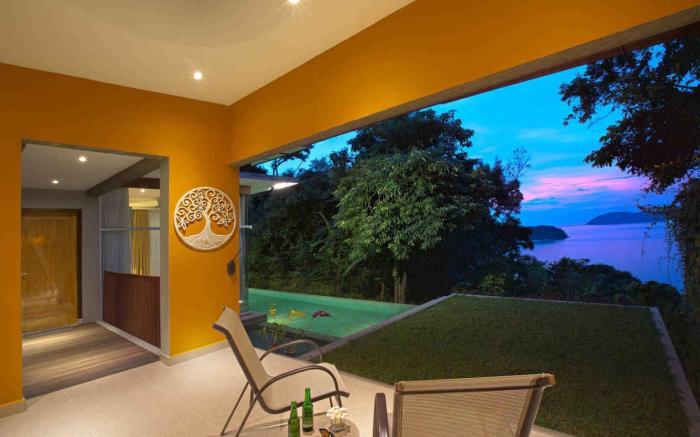 Ambong Pool Villas - Private Pool