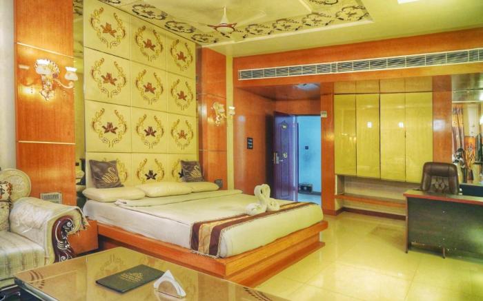 Hotel Rajahamsa