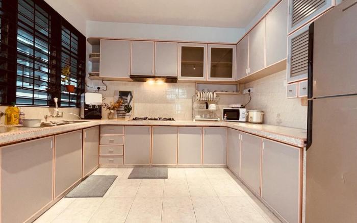 Elegant Art Deco Home with Garden @ Bukit Mertajam