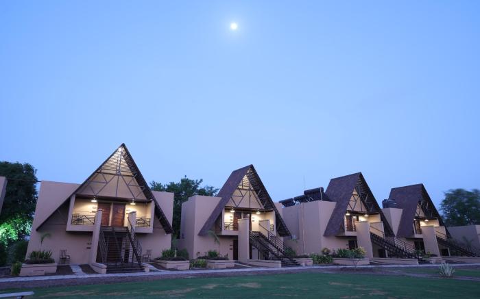 Jagira Ananta Elite, Gir