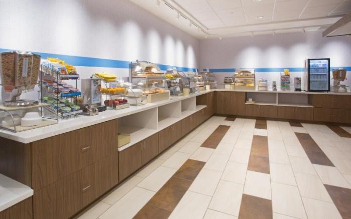 Holiday Inn Express Kelowna - East By IHG