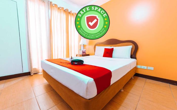 RedDoorz @ Bel Air Soho Suites Makati