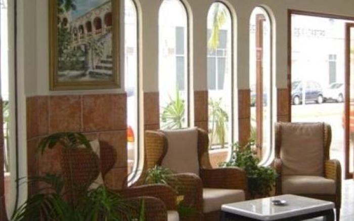 Hotel & Suites Arges - Centro Chetumal