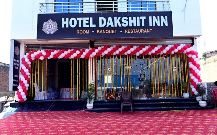 HOTEL DAKSHIT INN