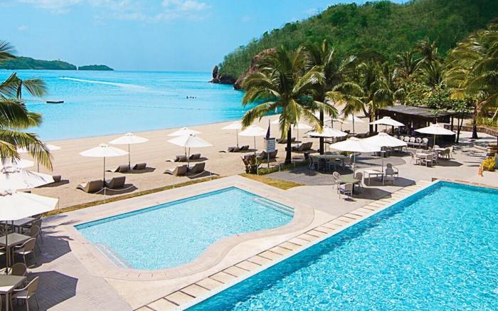 Pico De Loro Luxurious and Modern 1-BR loft condo