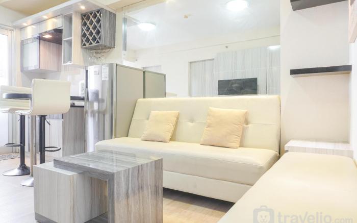 Large 2BR Green Bay Pluit Sea View By Travelio