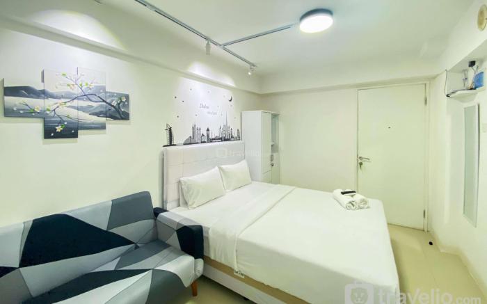 Modern Design Studio at Bassura City By Travelio