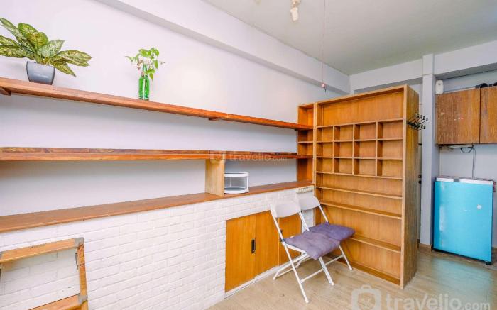 Comfort 1BR at Pakubuwono Terrace By Travelio