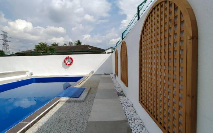 Bole Villa Private Pool BBQ Karaoke 20pax