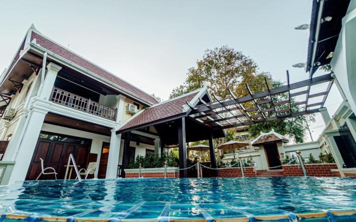 LUX Hotel