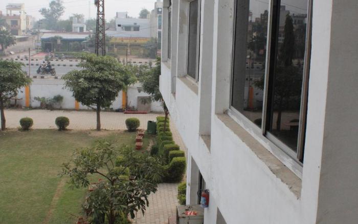 Hotel Raj Palace