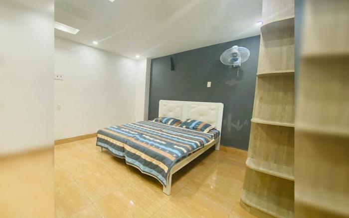 D Home