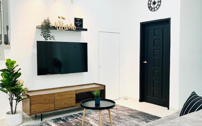 AR Homestay (Spacious, Near UMT, WI-FI, AndroidTV)