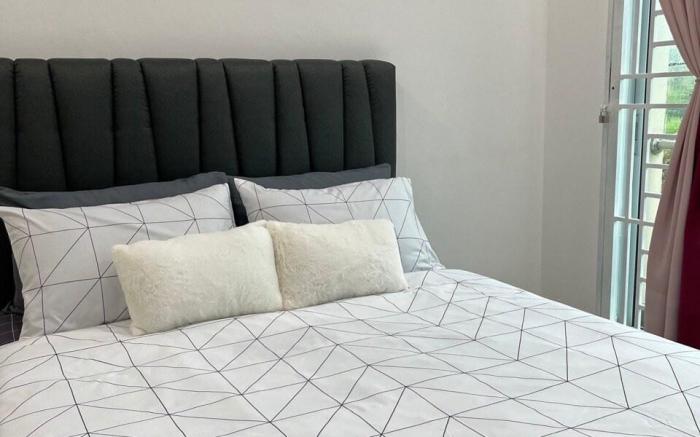 AR Homestay (Spacious, Near UMT, WI-FI, AndroidTV)