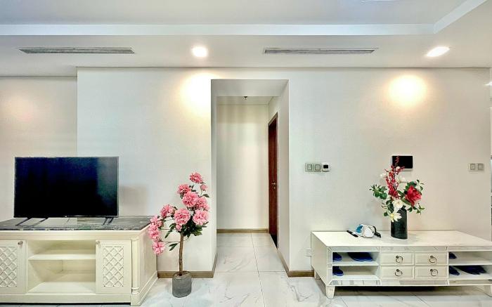 Condotel 3BR with The Best View at Landmark 81 