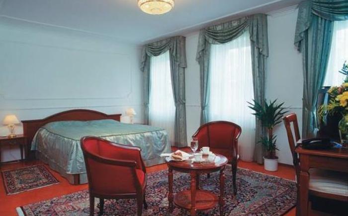 Hotel Renesance Krasna Kralovna